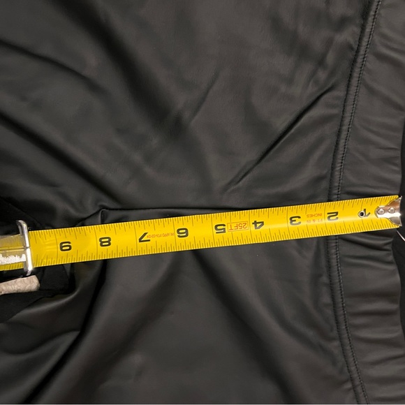 The Gap - faux leather in front leggings size med - Picture 4 of 7